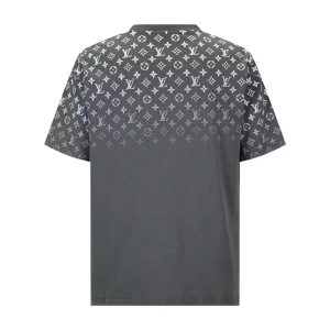 Louis Vuitton T-shirt - LT34