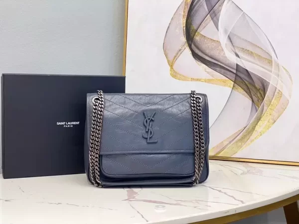 Saint Laurent Niki Medium In Vintage Leather Bag - YSL26