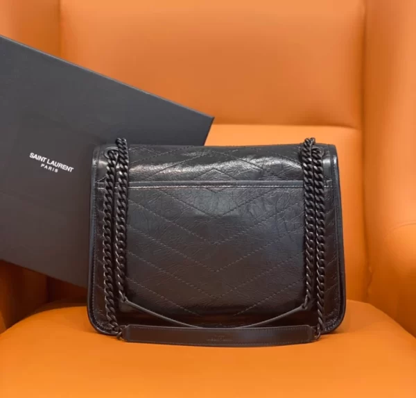 Saint Laurent Niki Medium In Vintage Leather Bag - YSL27