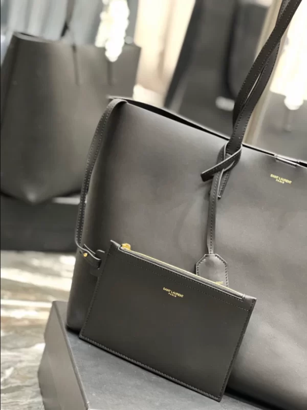 Saint Laurent Shopping Saint Laurent Leather Tote Bag - YST03