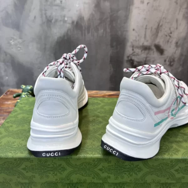 Women's Gucci Run Sneaker - CS53