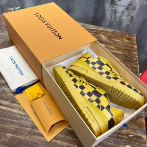 Louis Vuitton Trainer Sneakers In Yellow - LS100