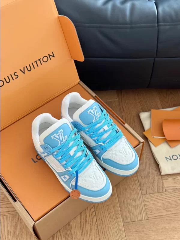 Louis Vuitton Trainer Sneakers - LS96