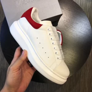 Alexander McQueen Oversized Sneaker - AS04