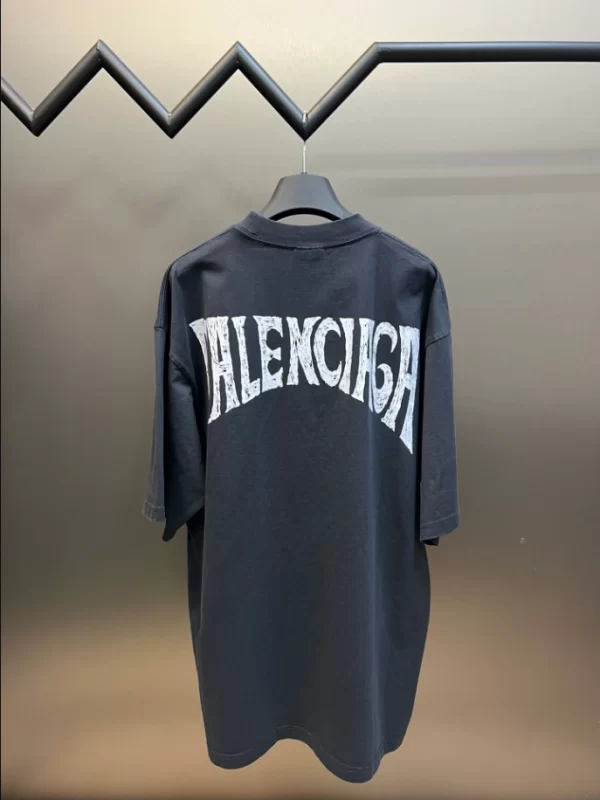 Balenciaga Hand-Drawn T-Shirt in Medium Fit - BT31