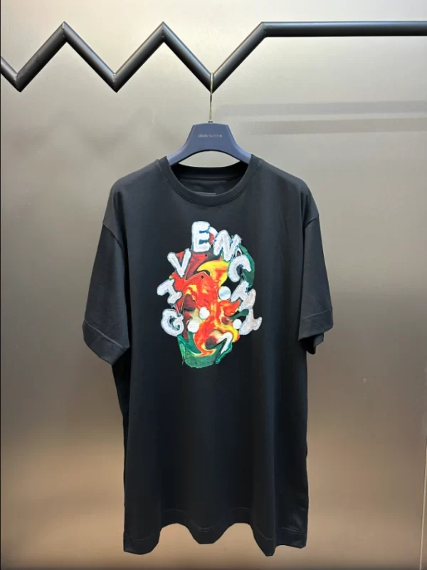 Givenchy Psychedelic Oversized T-shirt in Cotton - CT13