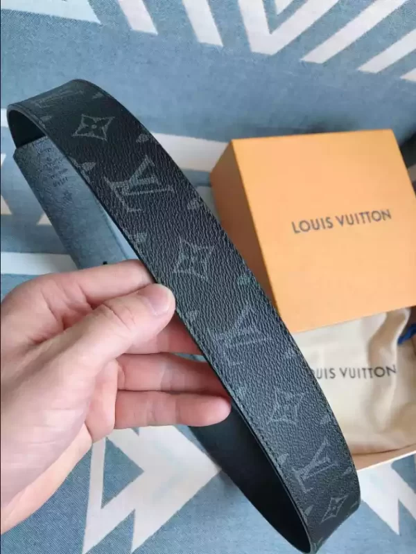 Louis Vuitton Initiales 40MM Reversible Belt - LB18