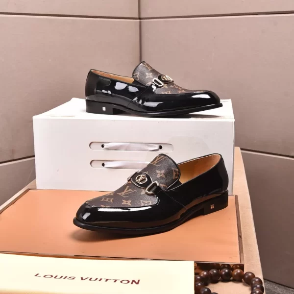 Louis Vuitton Loafer - LL13