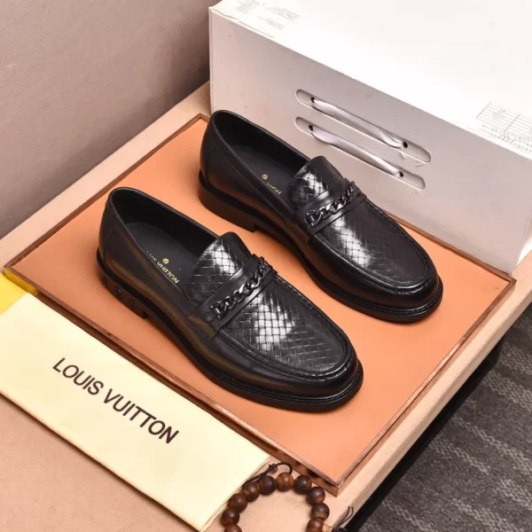 Louis Vuitton Loafer - LL15