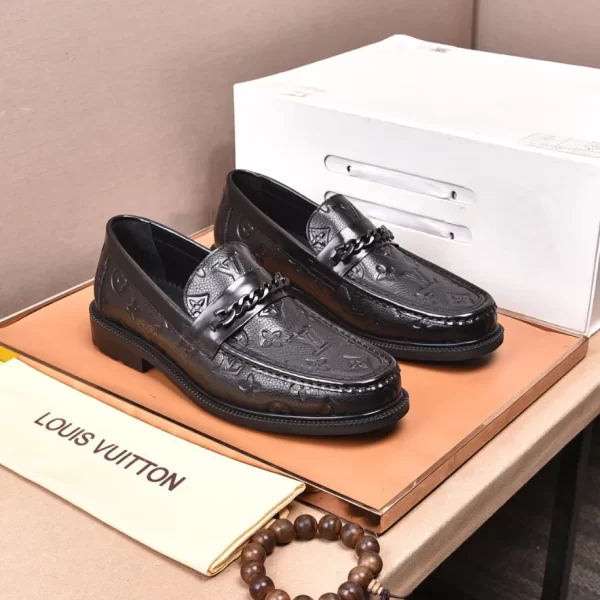 Louis Vuitton Loafer - LL18