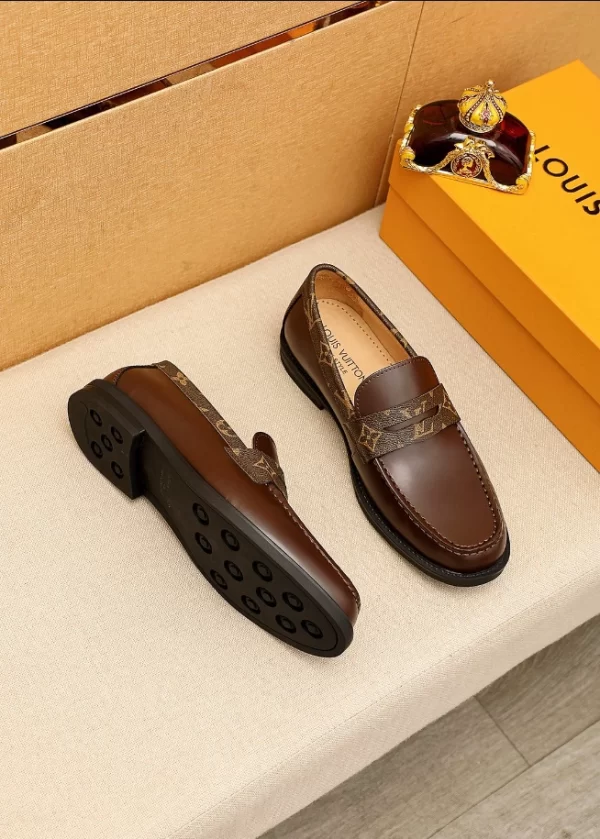 Louis Vuitton Loafer - LL29