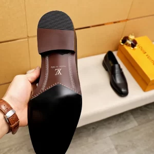 Louis Vuitton Loafer - LL24