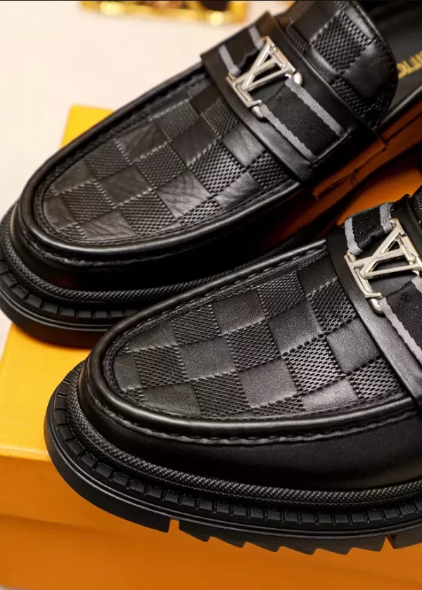 Louis Vuitton Loafer - LL34