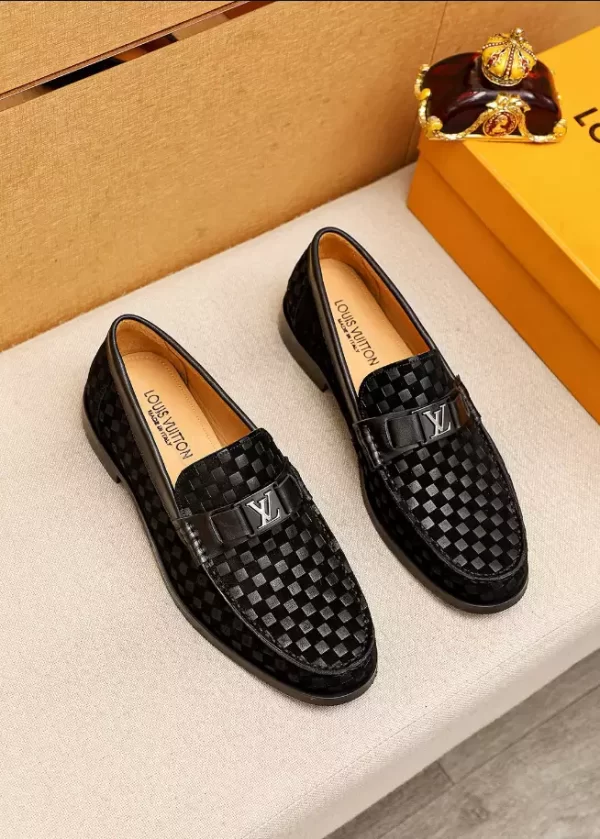 Louis Vuitton Loafer - LL36