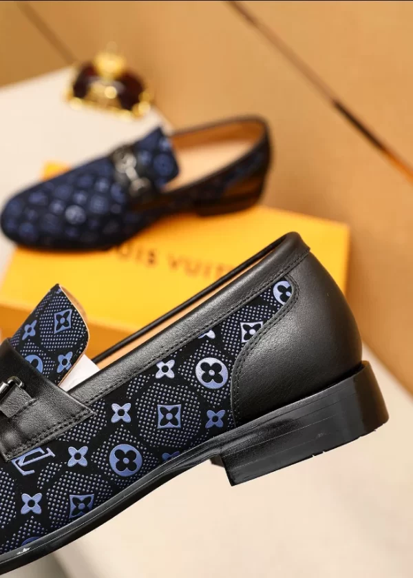 Louis Vuitton Major Loafer - LL06