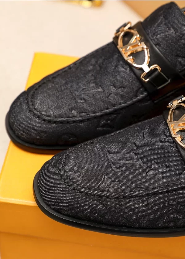 Louis Vuitton Major Loafer - LL08