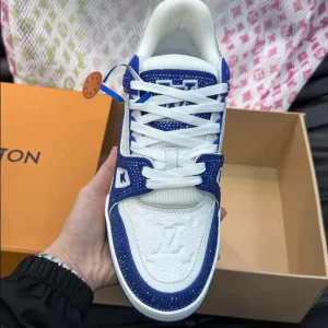 Louis Vuitton Trainer Sneaker - LS117