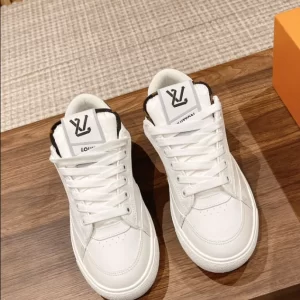 Louis Vuitton Charlie Sneaker - LS142