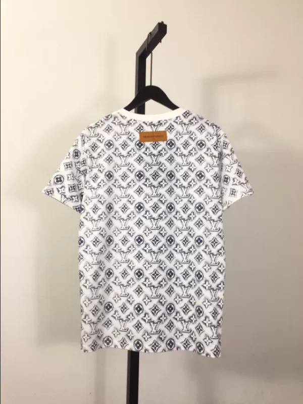 Louis Vuitton Monogram Cotton T-Shirt - LT54