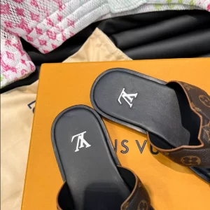 Louis Vuitton Oasis Mule - SL20