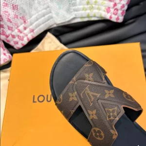 Louis Vuitton Oasis Mule - SL20