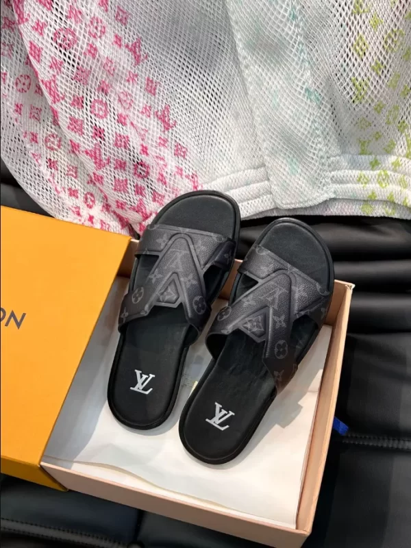 Louis Vuitton Oasis Mule - SL21