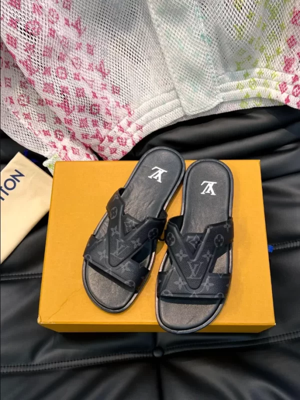 Louis Vuitton Oasis Mule - SL21