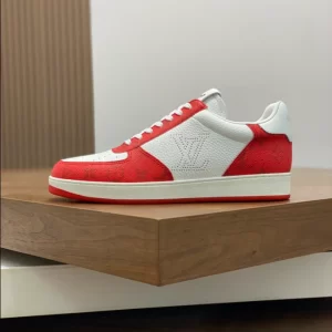 Louis Vuitton Rivoli Sneaker - LS143