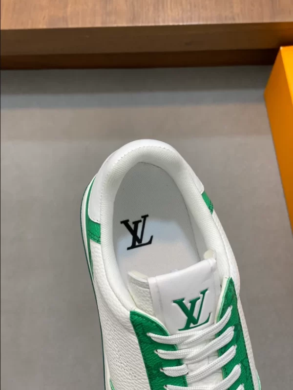 Louis Vuitton Rivoli Sneaker - LS145