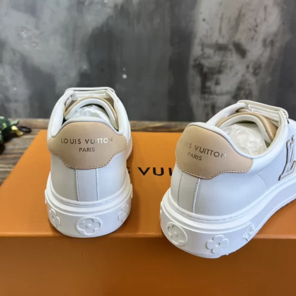 Louis Vuitton Time Out Sneaker - LS136