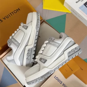 Louis Vuitton Trainer Maxi Sneaker - LS132