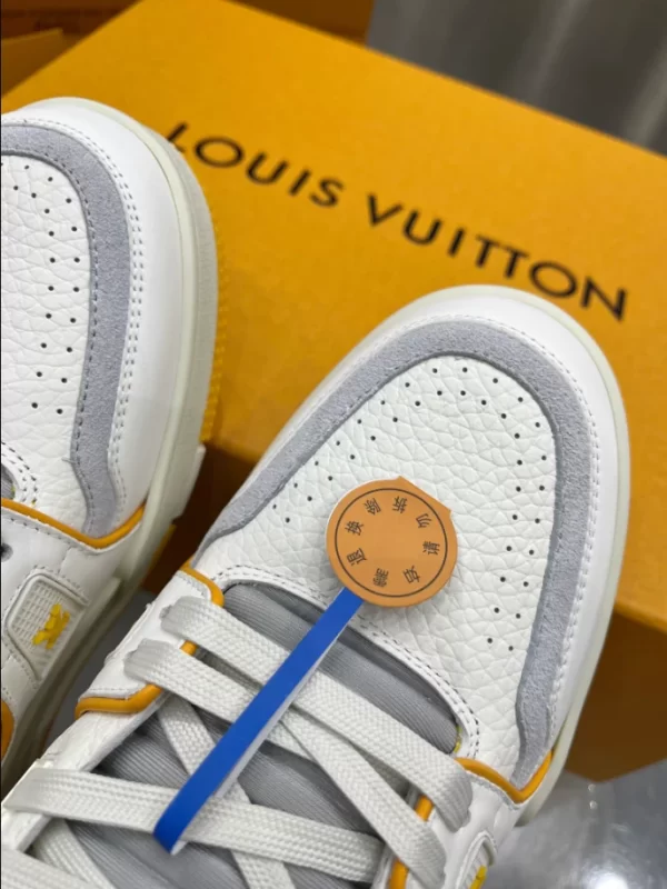 Louis Vuitton Trainer Maxi Sneaker - LS132