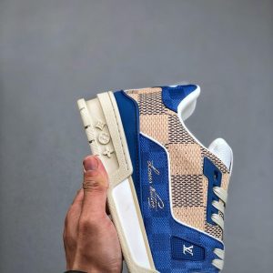 Louis Vuitton Trainer Sneaker In Blue- LS150