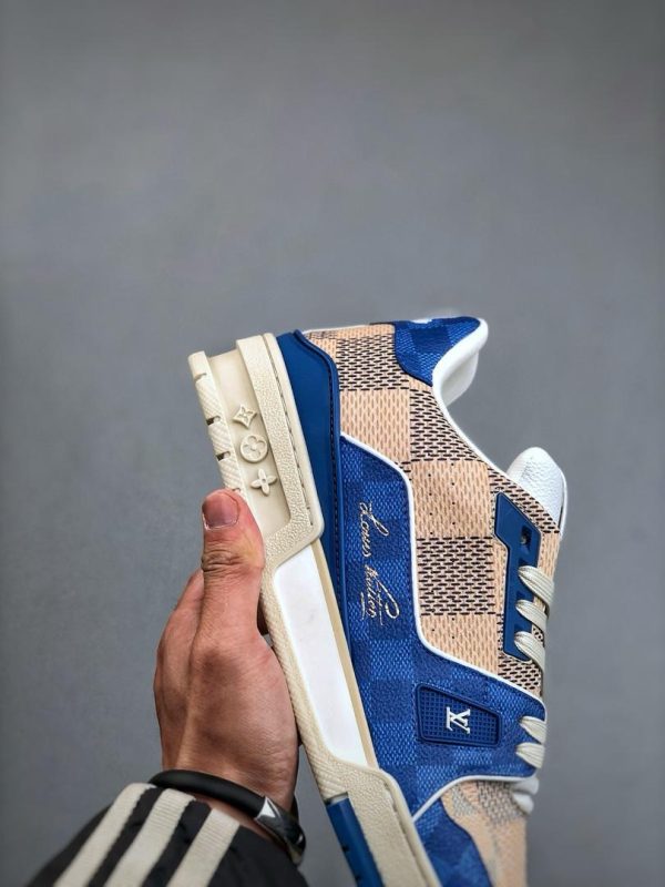 Louis Vuitton Trainer Sneaker In Blue- LS150