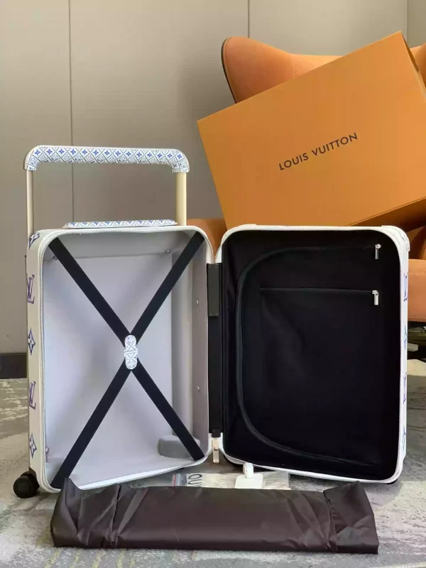 Louis Vuitton Horizon 55 Suitcase - LD08