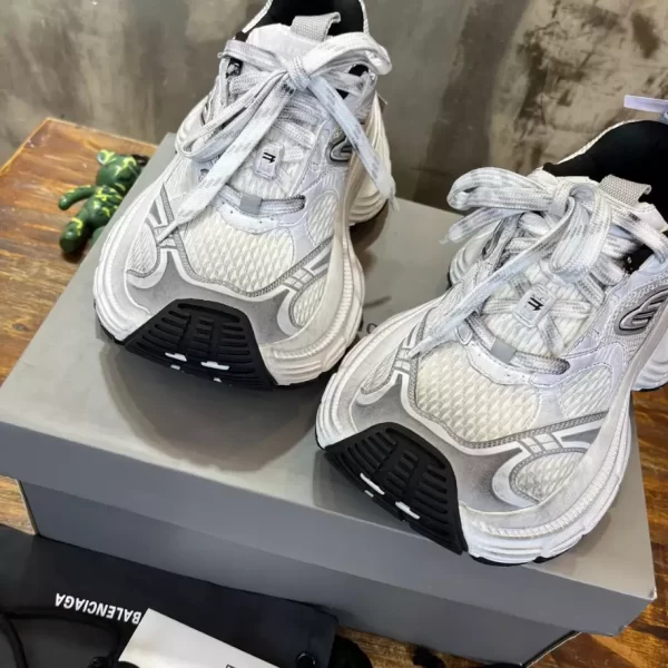 Balenciaga 10XL Sneaker - GS83