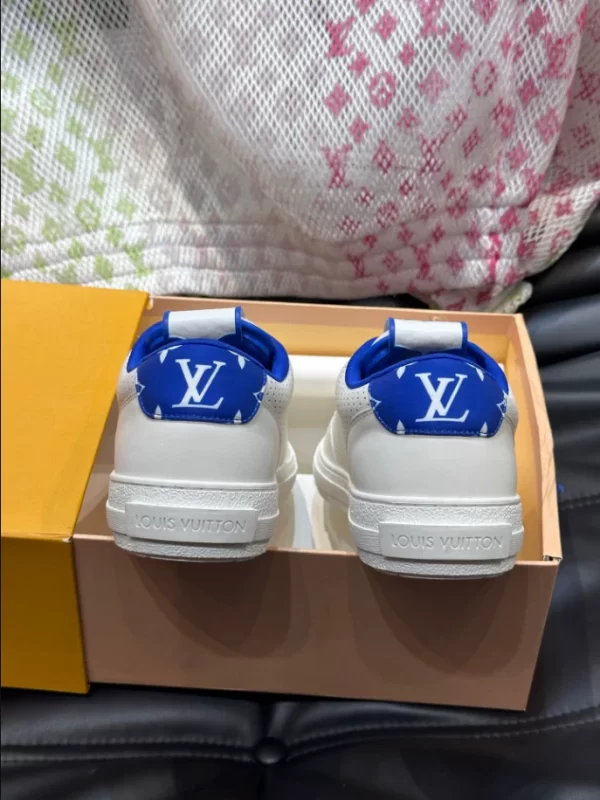 Louis Vuitton Charlie Sneaker - LS162