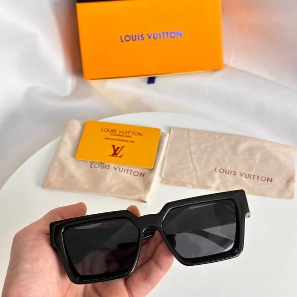 Louis Vuitton Millionaires Sunglasses- S18