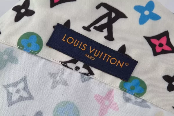 Louis Vuitton Monogram Printed Short-Sleeved Silk Shirt - LST14