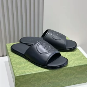 Gucci Men's Slide Sandal with Interlocking G - SG13