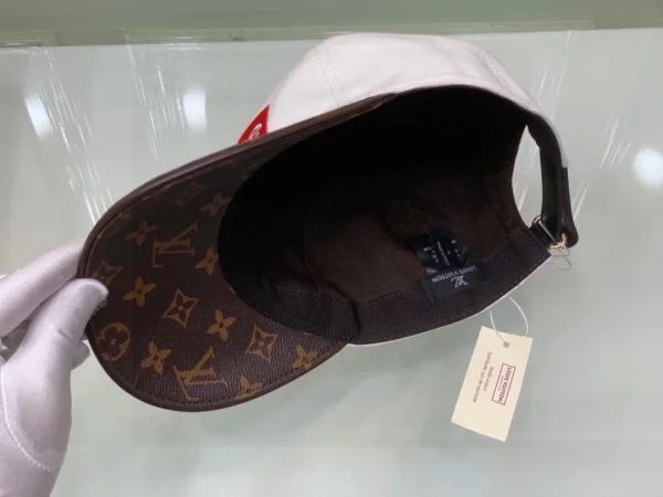 Louis Vuitton Cap - LCH30