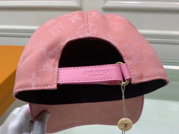 Louis Vuitton Cap - LCH42