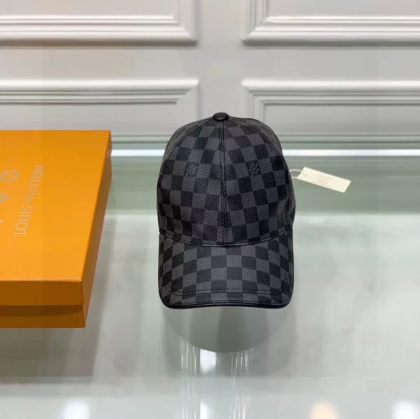 Louis Vuitton Cap - LCH60