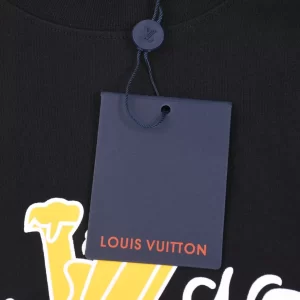 Louis Vuitton T-shirt - LT74