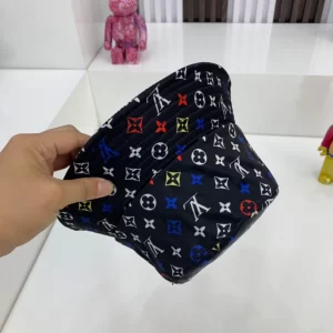 Louis Vuitton Bucket Hat - LCH08