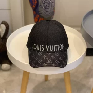 Louis Vuitton Cap - LCH41