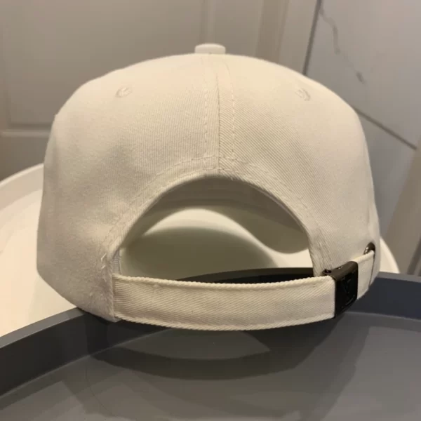 Louis Vuitton Cap - LCH44