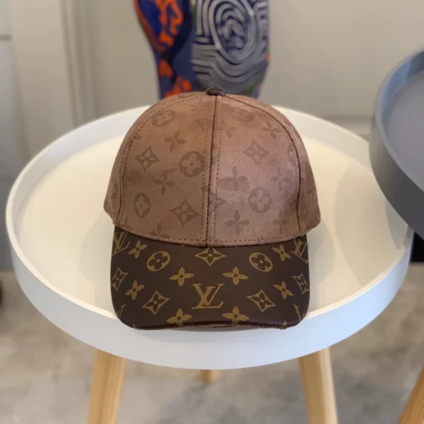 Louis Vuitton Cap - LCH49