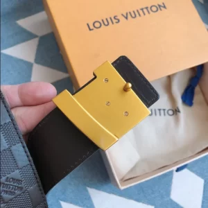 Louis Vuitton Belt - LB35