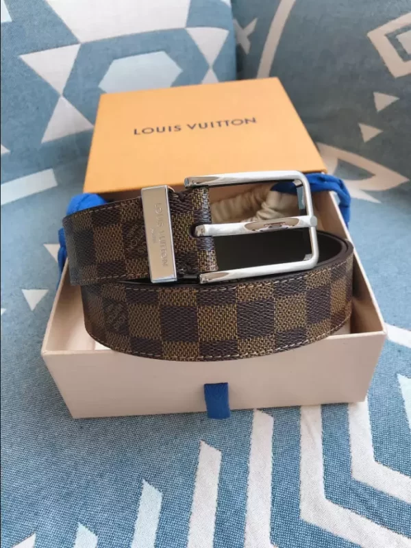 Louis Vuitton Belt - LB28